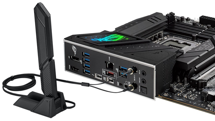 The WiFi Q-Antenna of an ASUS B860 motherboard connected to a board